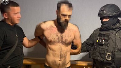 На Львівщині затримали наркодилера, який продавав кокаїн та екстазі