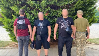 Працівників залізниці затримали при спробі втекти за кордон на Закарпатті (ФОТО)