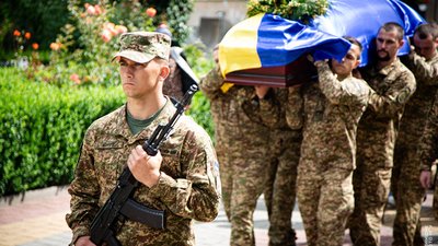 У Луцьку попрощалися з 20-річним Героєм, заповіт якого цитував Зеленський