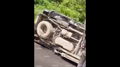 ДТП на Львівщині: автомобіль внаслідок зіткнення перекинувся та втратив колеса (ВІДЕО)