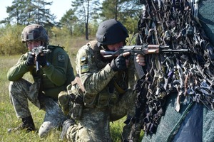 На кордоні з білоруссю зміцнюють лінії оборони