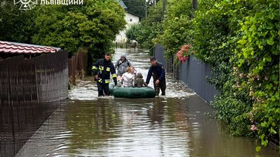 На Львівщині триває ліквідація наслідків негоди