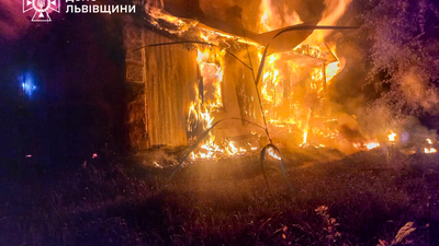 На Львівщині горів житловий будинок