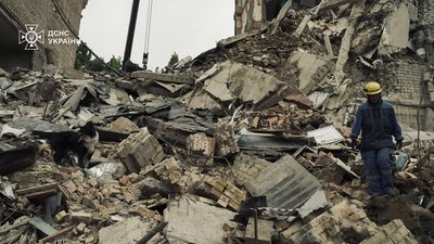 Голова КМВА розповів, яка кількість людей може залишатися під завалами будинку в Києві