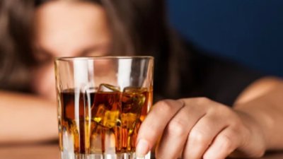 У Львові на вулиці знайшли п'яною 13-річну дівчину