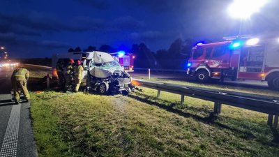 У Польщі молодий українець в'їхав у вантажівку іншого українця, є потерпілі