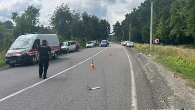 На Волині мікроавтобус на смерть збив літню жінку на велосипеді, - поліція