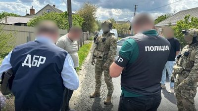 На заході України викрили групу, яка допомагала військовим втікати з військових частин та навчальних центрів