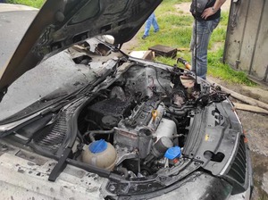 У Львові горіли гараж та автомобіль