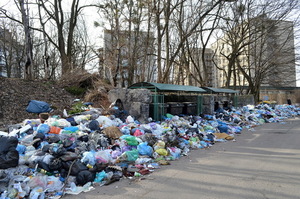 У місті перенакопичені понад 200 сміттєвих майданчиків. Динаміка вивезення сміття