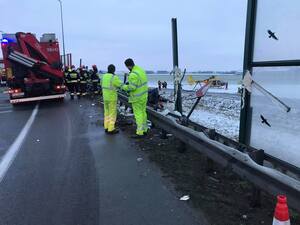 У Польщі в ДТП загинув далекобійник з України (фото)