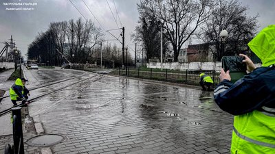На Львівщині перевіряють готовність доріг до літа