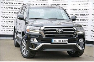 Розшукується автомобіль TOYOTA, LAND CRUISER 200 викрадений в Чернівцях