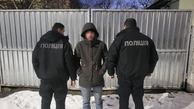 До тюремного увʼязнення засуджено чоловіка, який обікрав могили загиблих Героїв