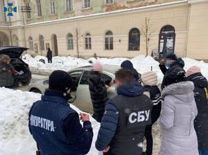 У Львові працівники СБУ викрили посадовицю Держпродспоживслужби під час отримання хабаря (фото)