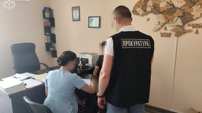 На Львівщині судитимуть експосадовицю ліцею, яка переплатила за обладнання для кабінетів