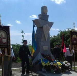 На Львівщині відкрили пам’ятник провіднику ОУН (ФОТО)