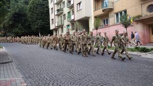 У Львові розпочалася урочиста хода військовослужбовців, які повернулися з зони АТО