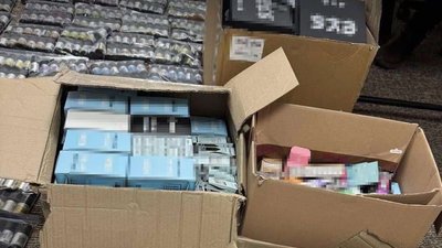 На Львівщині БЕБ оголосило підозри 7 членам організованої групи, які налагодили роботу мережі з нелегального продажу електронних сигарет