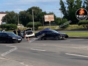 У Львові зіткнулися два автомобілі (ФОТО, ВІДЕО)