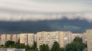 У Львові вирує негода: наслідки (ФОТО, ВІДЕО)