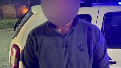 На Буковині сутичка між двома чоловіками закінчилася різаниною