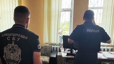 На Житомирщині затримали посадовця ТЦК, який видаляв чоловіків із бази «Оберіг»