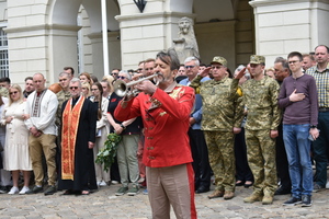 У Львові відбулося велелюдне прощання з Артемієм Димидом (ФОТО, ВІДЕО)