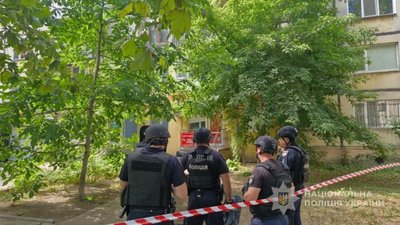 В Одесі поліція розслідує захоплення заручників у перукарні