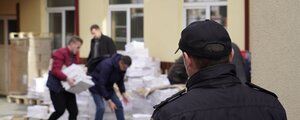 Правоохоронці Львівщини взяли під цілодобову охорону ТВК