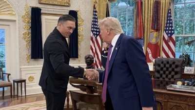 Усик зустрівся з Трампом у Білому домі