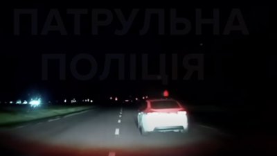 У Львові водій влаштував перегони з патрульними (ВІДЕО)