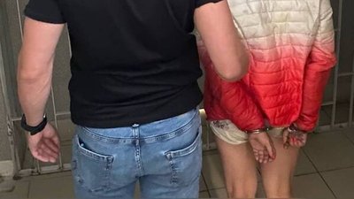 Зі Польщі депортують українку, яка п'яною покусала поліцейського