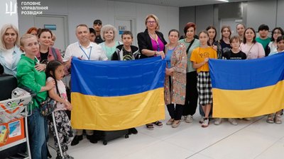 ГУР і МЗС евакуювали 31 українця з Ірану
