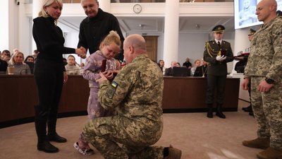 У Львові 30 захисників посмертно нагородили «Почесним знаком Святого Юрія»