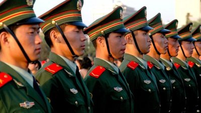 Банкова вимагає пояснень від Пекіна через участь у війні китайців