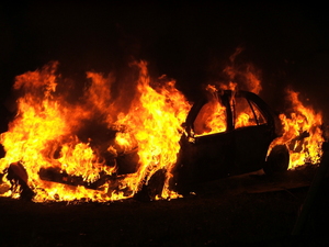 На Львівщині горів автомобіль