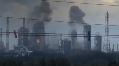 ЗСУ вдарили по Омському НПЗ за майже 2,5 тисячі км від держкордону України
