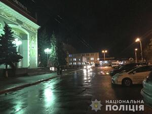 На залізничному вокзалі у Рівному неповнолітній пограбував мешканця Львівщини (ФОТО)