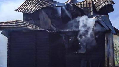 У місті на Львівщині згорів двоповерховий житловий будинок (ФОТО)