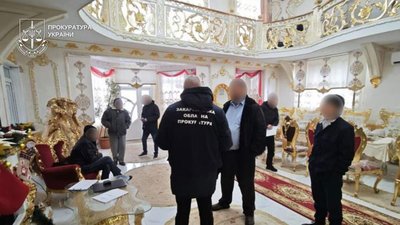 На Закарпатті депутату райради оголосили підозру за брехню в декларації на 8 млн грн