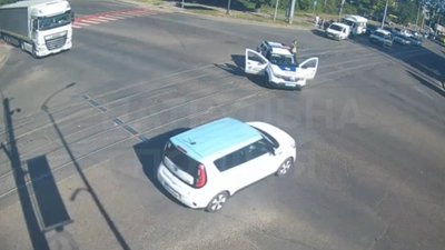 У Львові поліція покарала водія, який проігнорував хвилину мовчання (ВІДЕО)