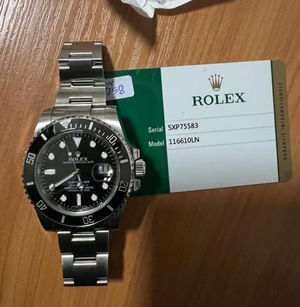 На кордоні затримали львів’янина з діамантами та годинниками Rolex (ФОТО)