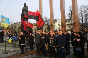 У Львові вшанували пам’ять голови Проводу ОУН Степана Бандери (ФОТО)