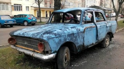 Покинуті автомобілі у Львові відправлятимуть на штрафмайданчик, а вже через півроку продаватимуть