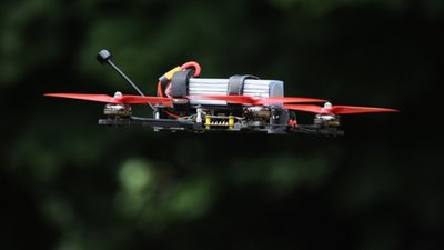 На Харківщині в руках у жінки вибухнув російський дрон - вона загинула