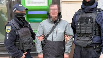 У Львові затримали наркокур’єра