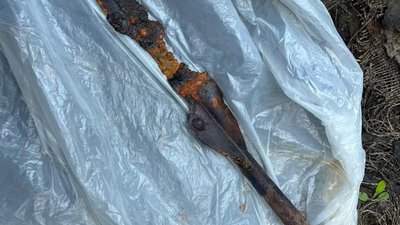 На Львівщині чоловік відкопав і виставив на продаж археологічні знахідки віком 2000 років