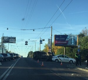 У поліцію повідомили подробиці ДТП з поліцейським авто (фото, відео)