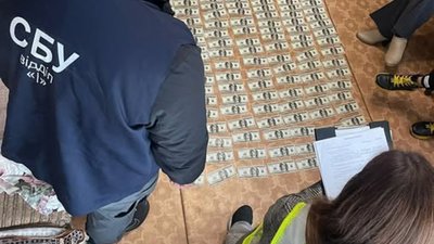 У Хмельницькому жінка за $22 тисячі обіцяла військовозобов'язаним оформити фейкову інвалідність